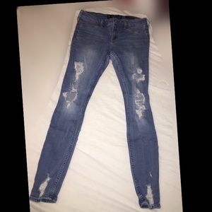 Low rise blue jeans